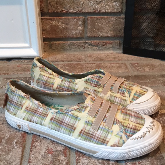 rock and candy by zigi slip ons